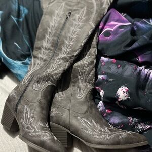 Gray Embroidered Women's Boots